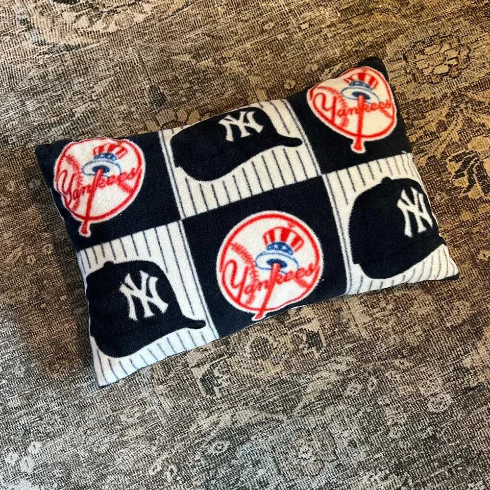 handmade New York Yankees throw pillow made from MLB-licensed fleece